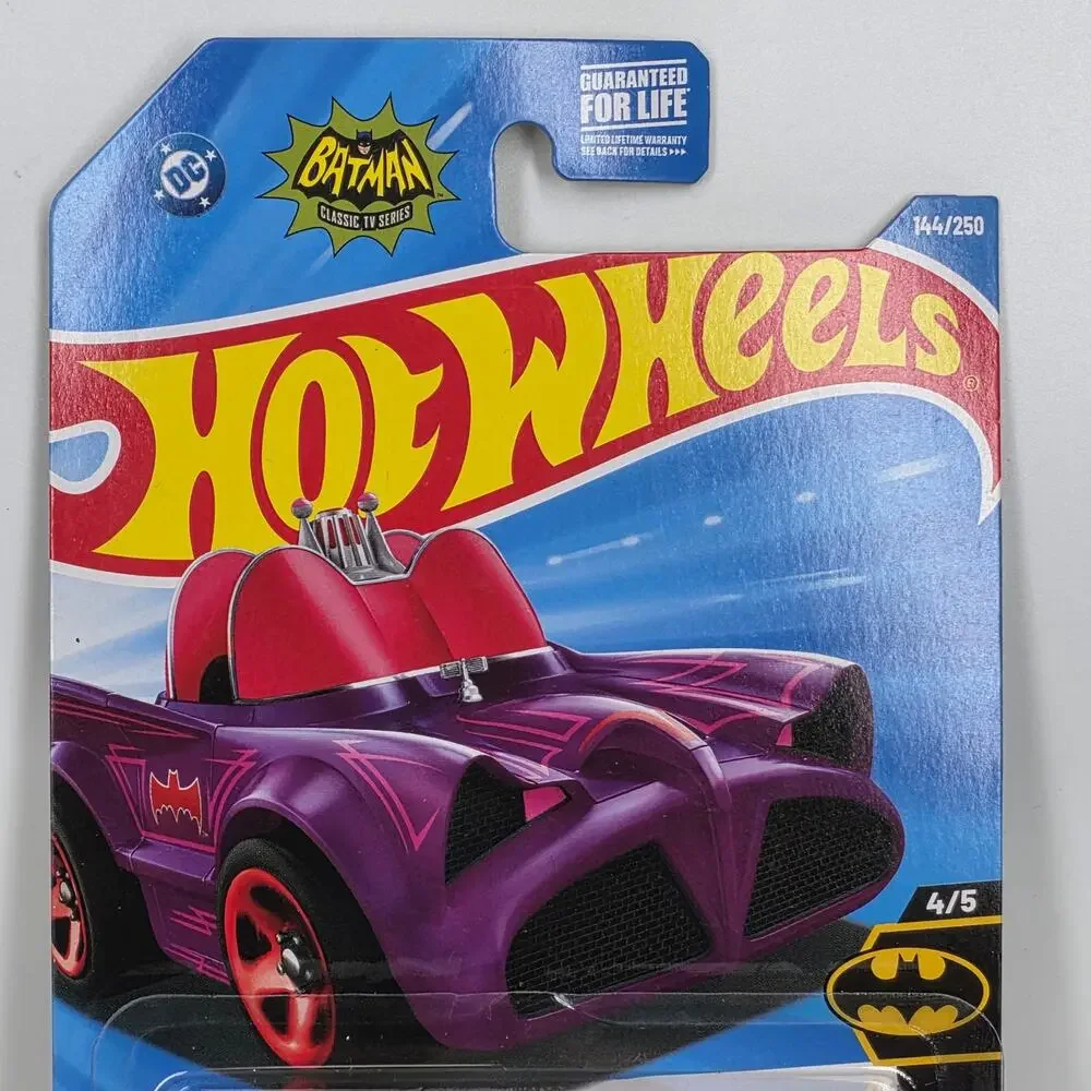 HOT WHEELS BATMOBILE TOONED 2026 #144/250 PURPLE RED WHEELS BATMAN - NIB